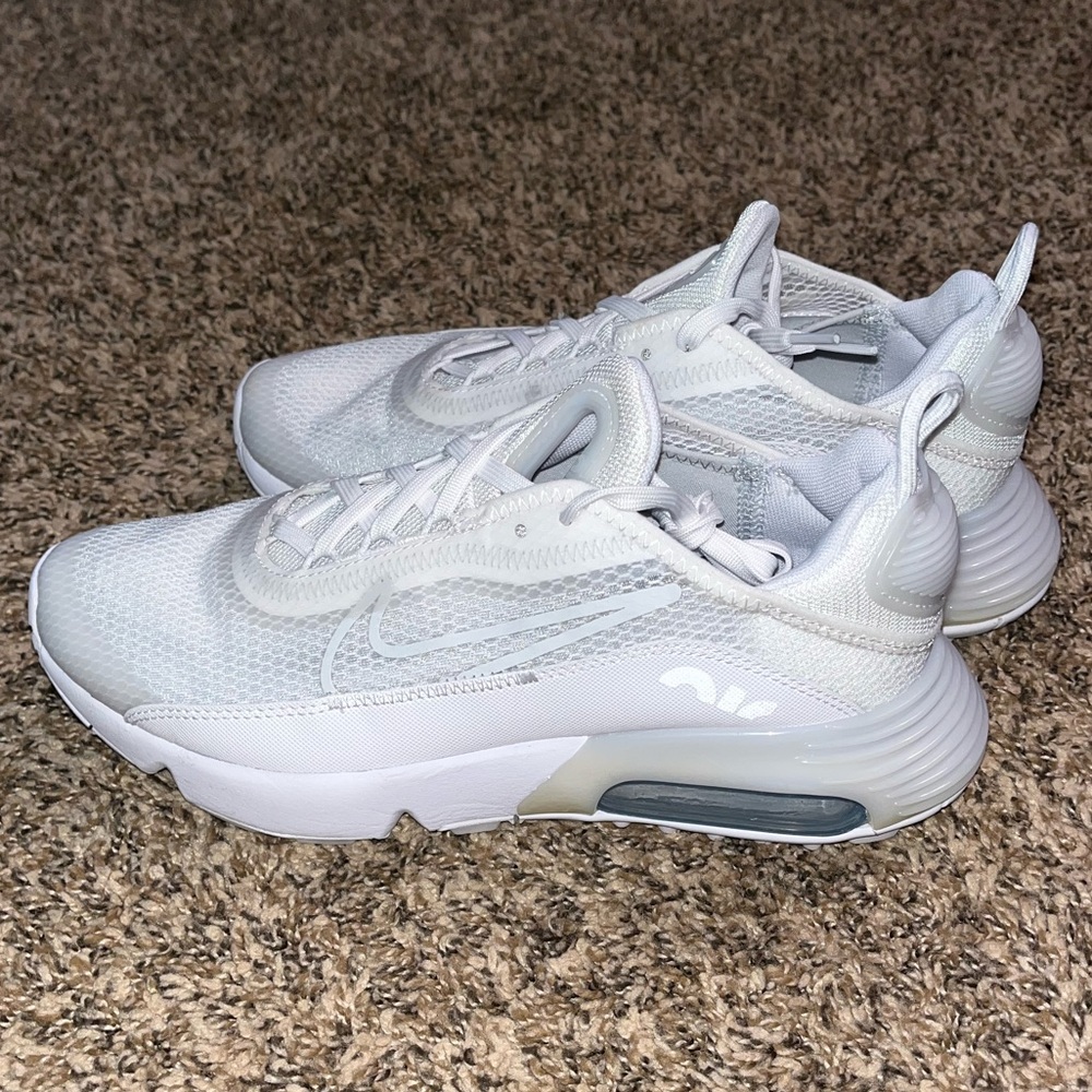 Nike Air Max 2090
